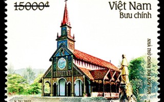 Bộ TT&TT phát hành bộ tem bưu chính “Kiến trúc Nhà thờ”